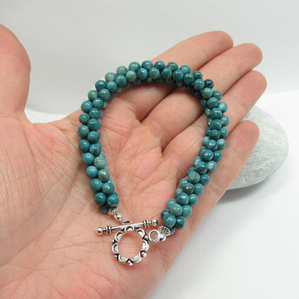 Shell bead bracelet - Picture 10 of 12